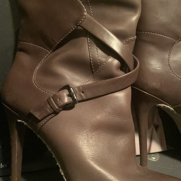 Beautiful Designer Thigh High Genuine Leather Boots/Sole Brown, Size 10/41. - Picture 14 of 15